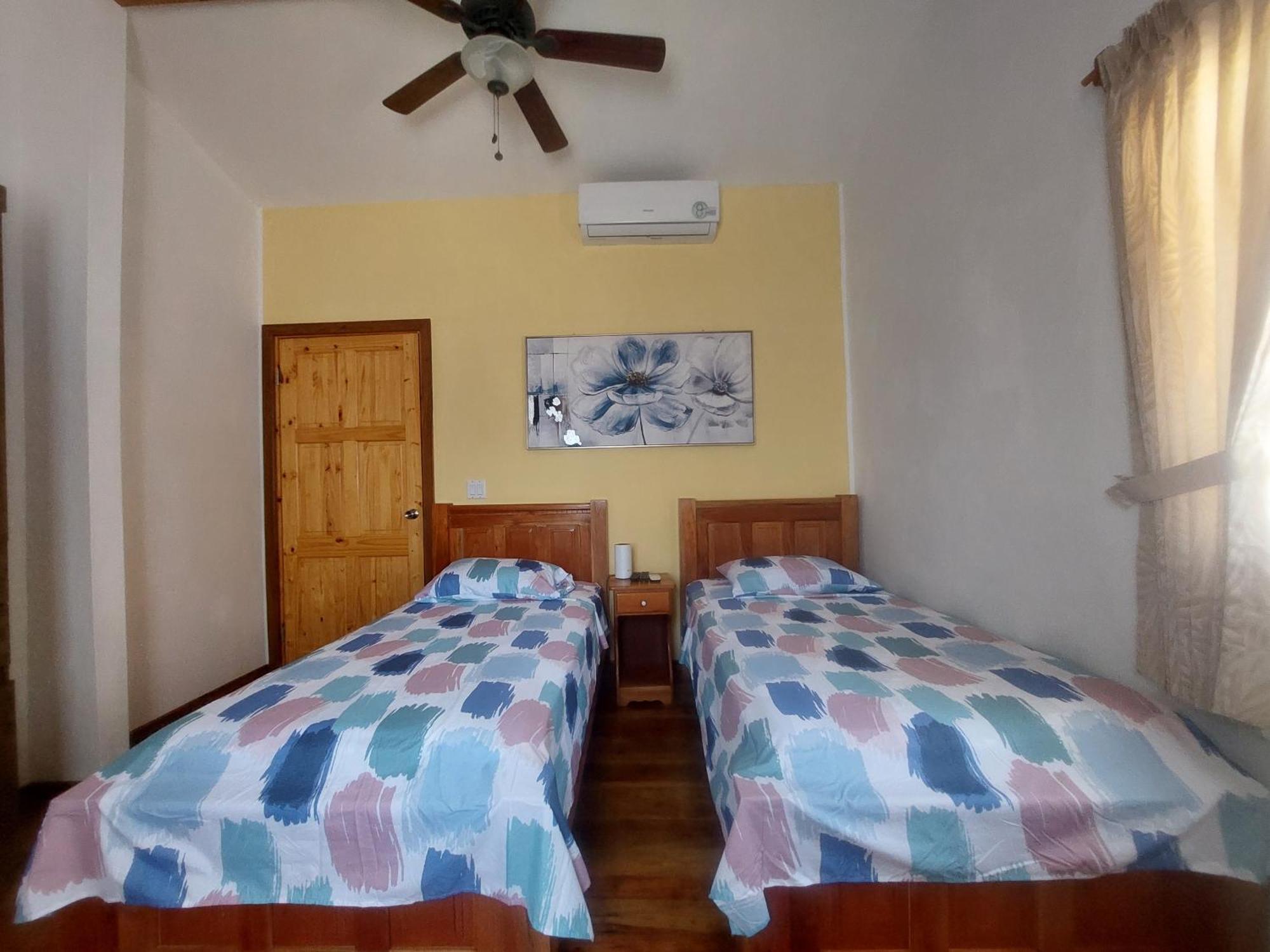 Hotel Faro Del Colibri Carenero Zimmer foto